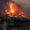 Bukte požari u evropskim zemljama Grčka prva na udaru, u Nemačkoj odjekuju eksplozije: počela hitna evakuacija građana! (video)…