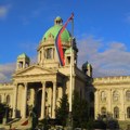 Vanredna sednica Skupštine nastavlja se danas u 10 sati