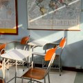 Novi direktor engleske škole izbacio 25 đaka za sedam dana: Deca kažnjavana zbog smeha i gledanja kroz prozor