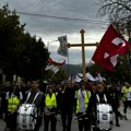 Studenti iz Gornjeg Milanovca krenuli ka Ljigu