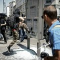 Na protestu protiv penzione reforme u Parizu 31.000 ljudi, uhapšeno 17 osoba