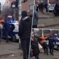 Snimak hapšenja na Dušanovcu Muškarac sa pištoljem ušao u poštu, policija odmah reagovala (VIDEO)