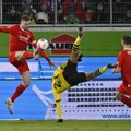 Novi kiks Borusije: Dortmund napadao, Hajdenhajm se odbranio