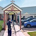 Episkop napadnut nožem u Sidneju oprostio napadaču