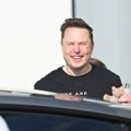 Musk Starmeru: Ne bi li trebao biti zabrinut zbog napada na sve, a ne samo muslimane?