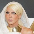 Jelena se vratila na Instagram, sve gori od ovog snimka! Muškarcima nije dobro od kadrova, padaju vilice...