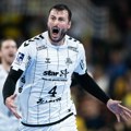 Ludnica u Hamburgu: Kil nokautiran golčinom u poslednjoj sekundi