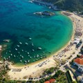 Poznat uzrok smrti devojčice (3) čije je telo nađeno na plaži u Grčkoj: Jedna stvar i dalje misterija