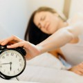 Često se budite tokom noći? Ovo su dva efikasna načina koja će vam pomoći da ponovo zaspite
