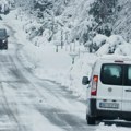Svi putevi u Srbije su prohodni, ali vozite oprezno! Na pojedinim deonicama važi zabrana kretanja za šlepere