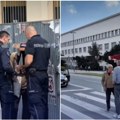 (Video) Jedini poštovao zakon, pa izvukao deblji kraj! Organi reda maltretirali starijeg novosađanina Blokaderi zaustavili…