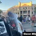 Pritvor vozaču koji je kolima udario čoveka tokom odavanja pošte žrtvama novosadske nesreće