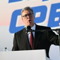 Vučić: Veliko povećanje penzija i pre januara, u ponedeljak novi plan