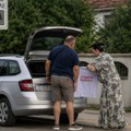 Iz automobila sa hrvatskim tablicama vadili majice „Studenti pobeđuju”