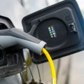 Snažnija tražnja za e-automobilima „briše“ popuste
