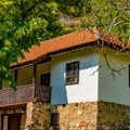 Kuća sa porodičnom vinarijom na prodaju: Plac od skoro 3.000 m², košta manje nego stan u Beogradu