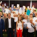 Uručeni ugovori za energetsku sanaciju domova u Kragujevcu: Subvencije za 462 domaćinstva