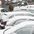 Srbija se zabelela! Sneg veje u skoro celoj zemlji, RHMZ niže upozorenja, evo šta nas tek čeka (foto, video)