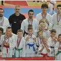 Na Kupu Srbije u sportskoj džiu džici, ninđucu klub “Majstor senke” bogatiji za 14 medalja! Novi Bečej - Ninđucu klub…