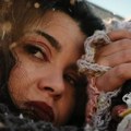 Nataleé predstavlja nove pesme na 1. Beogradskom rok festivalu