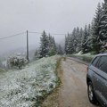 Pao sneg u julu: Kamera na Kredarici uhvatila neverovatan prizor, nula na termometru (FOTO)