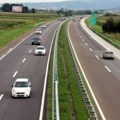 Vozač kamiona preminuo za volanom na auto-putu kod Aleksinca
