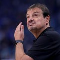 Uhvatili smo atamana pred meč protiv Srbije! Kamuflirao se i krenuo u “akciju”, ali se nije najbolje proveo (video)