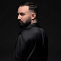 Prizor stvara knedlu u grlu: Filip Mitrović nepomično leži u zavojima na podu (foto)