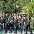 Malo banatsko selo dobilo šahovski park: Deca oduševljena događajem u Vojvodi Stepi