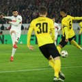 Štutgart nije imao izbora: Najboljem igraču novi ugovor pred SP