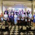Specijalno priznanje Mariji Šarović za pesmu „U sred avliju“, na leskovačkom Festivalu poezije