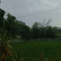 Grad pogodilo Topolu, Aranđelovac i okolna sela (VIDEO)