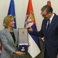 Vučić odlikovao američku kongresmenku, ona poručila da će Đuriću napraviti ajvar