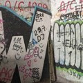 Policija u Užicu pronašla drvene motke u prolazu ispod Železničke stanice