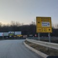 Radovi na pranju saobraćajnih tabli na putu Niš – Vranje