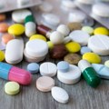 PKS upozorava: Falsifikovano više od 50 odsto lekova koji se prodaju preko interneta