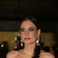 Нова објава Мирке Васиљевић из центра Београда: Глумица сва у црном, на њој скупоцени накит