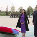 Uz svečani doček i vojne počasti, predsednik Uzbekistana dočekao Vučića
