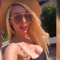 Zaboravila da obuče brus, istakla grudi u preuskoj majici: Bojana Lazić se baškari u Dubaiju, vrelim snimkom napravila haos na…