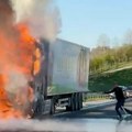 Veliki požar na auto-putu Miloš Veliki: Gori kamion, saobraćaj na ovoj deonici potpuno obustavljen (foto)