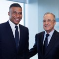 Ovako u Real Madridu više ne može: Perez morao da sazove konferenciju, ovo su ključne odluke!