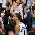 Vembanjama školovao MVP-a, Šej mogao samo da gleda i nada se, sjajno NBA finale se nastavlja