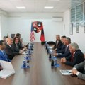 Delegacija američkih kongresmena u Preševu razgovarala o problemima Albanaca, idu na Kosovo da pričaju o problemima Srba