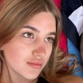 Lena Marinković u izazovnom bikiniju i bez šminke: Od nje se ne odvaja dečko fudbaler, sevnule mu tetovaže