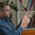 „Veza ne može da opstane ako se stalno pitaš – šta sam propustio“: Milan Damjanac za Nedeljnik o knjizi „Još ovo ti fali za…