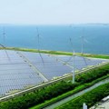 Dva naftna giganta povukla potez: Šel prodaje, Total kupuje! Ko će kontrolisati zelenu energiju u Evropi?