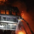 Među mrtvima i cela porodica Detalji jezivog požara u Valensiji, izgorele 2 zgrade, vatrogasci uspeli da se probiju do prvih…