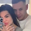 22 Dana nakon carskog reza! Jovana Ljubisavljević pokazala liniju sa Bogdanom dok mali Jakov spava