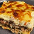 VIDEO: Grčka musaka sa krompirom, tikvicama i sirom