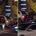 Tuča nasred ulice u Beogradu: Svađa u saobraćaju prerasla u fizički obračun (video)